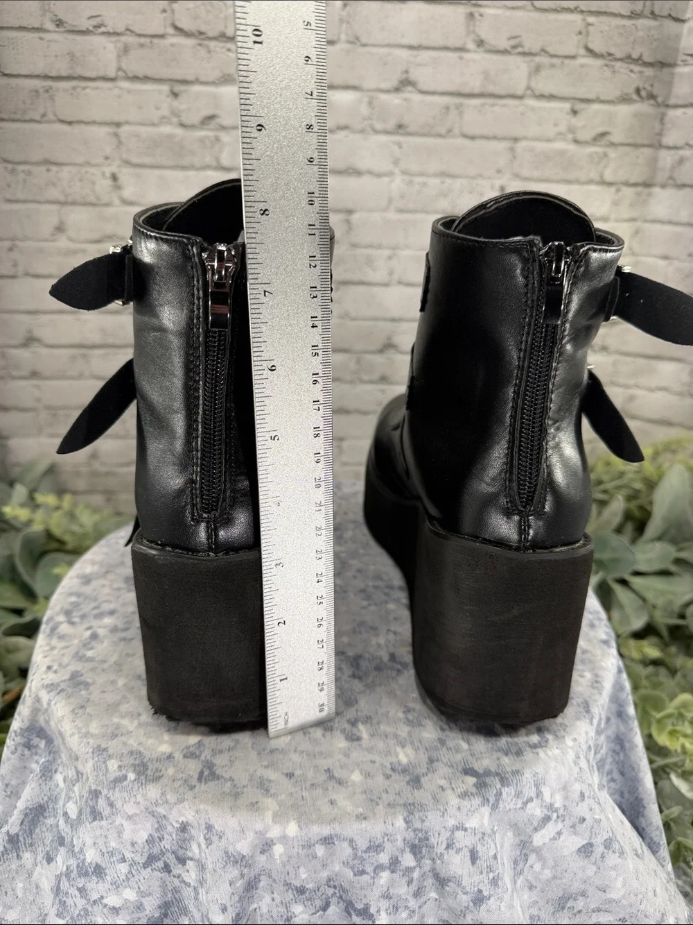 SHEIN black bump